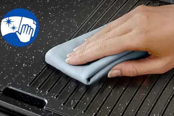 Elektryczny grill kontaktowy Philips HD6212/90